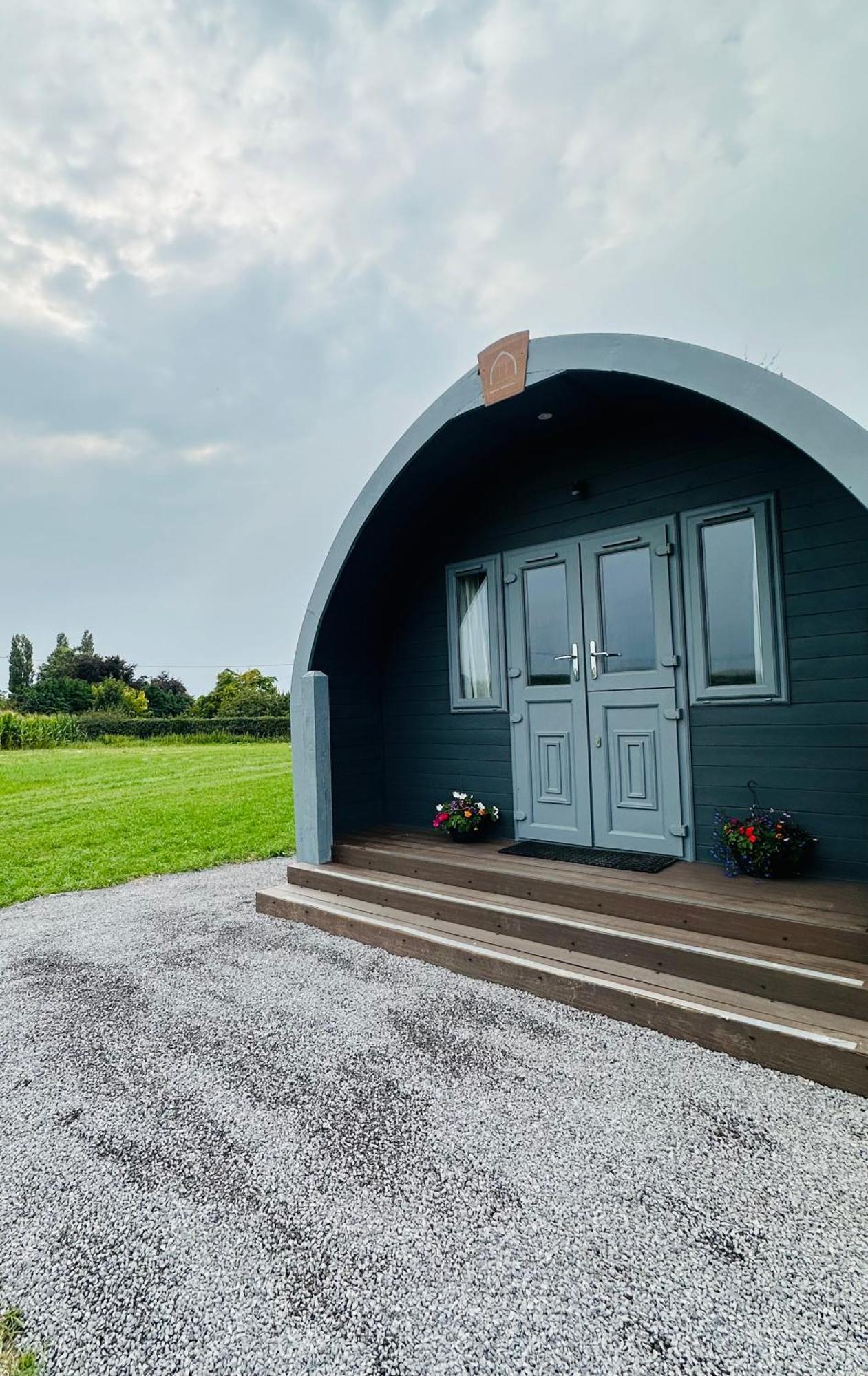 Hotel Welly Boot Pod Shenstone Exteriér fotografie